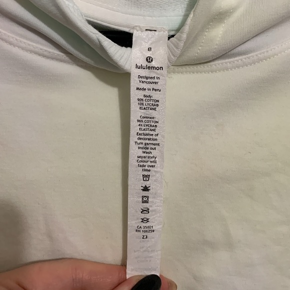 lululemon athletica women’s LA All Yours Cropped Hoodie size 8 - Picture 5 of 5